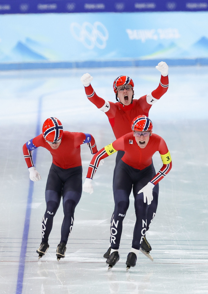 冬奥会冠军时刻图片