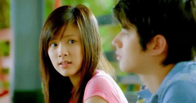 接去美国读高中,各奔前程,贴满学长阿亮摄影作品的日记本,却成为了最