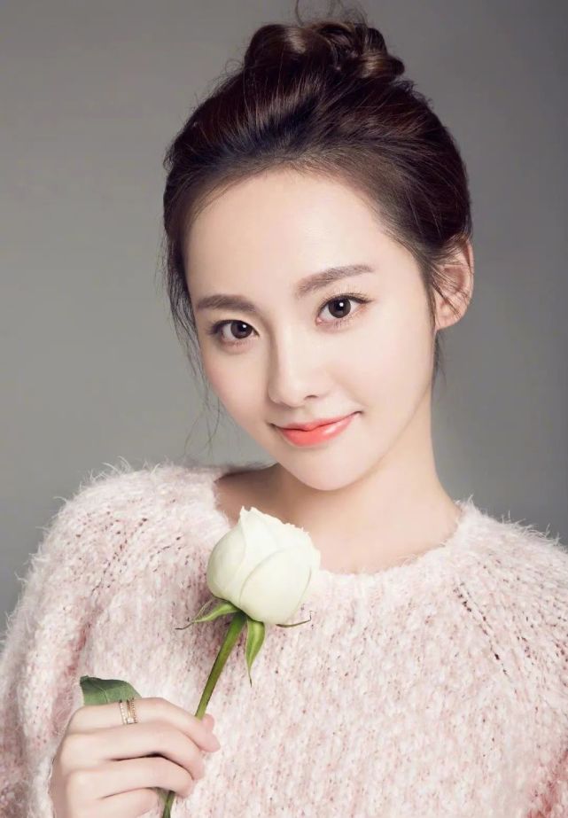 腾讯新闻,阅读全文广告凡秃顶的,不管头发有多稀疏,用乐喜力丝育发液