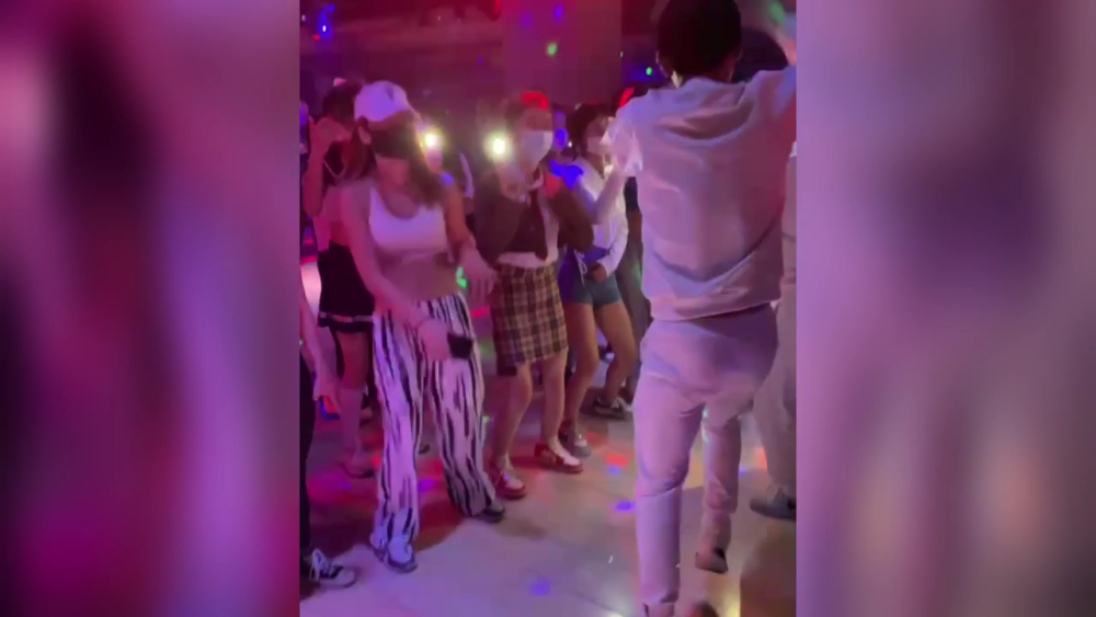 西安砂舞厅去年疫情后形成了新的王者 - 西安舞厅哪个开了2021年