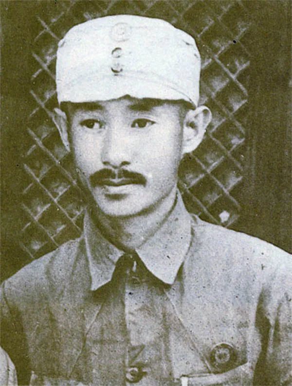 23岁就当了红军师政委的廖汉生,除了贺龙的培养和影响外,还得益于他的