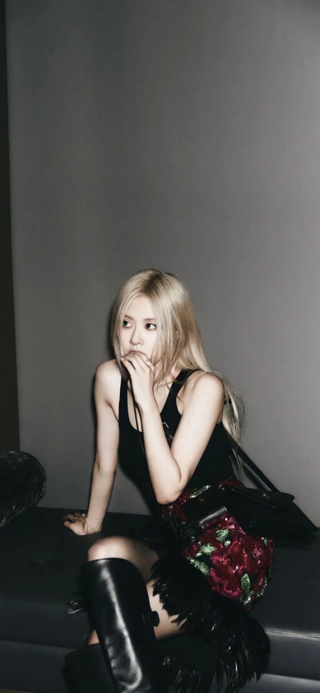 blackpink丨朴彩英ros07精制壁纸一组【220216】