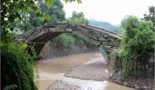 研究中国古代石拱桥的重要实物资料浙江省义乌市古月桥
