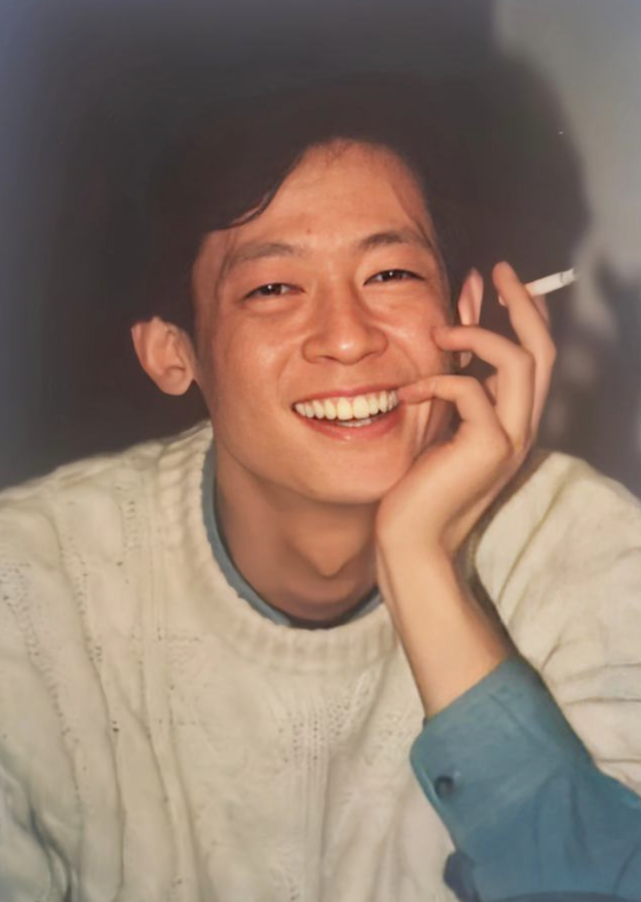 王志文18岁被8个人抬去参加高考排名第1把生活演成偶像剧