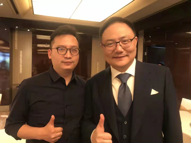 我在线下就开了很多大课了,spenser私房课啊,个人品牌商业变现课啊