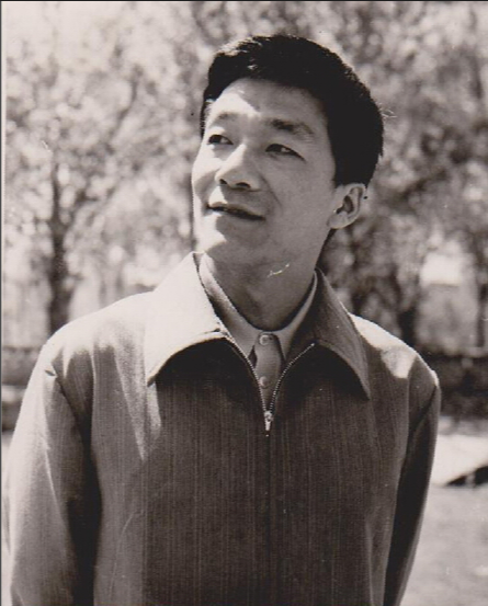 曾怨恨父亲侯耀文为遗产与二伯对簿公堂侯瓒后来过得怎样了