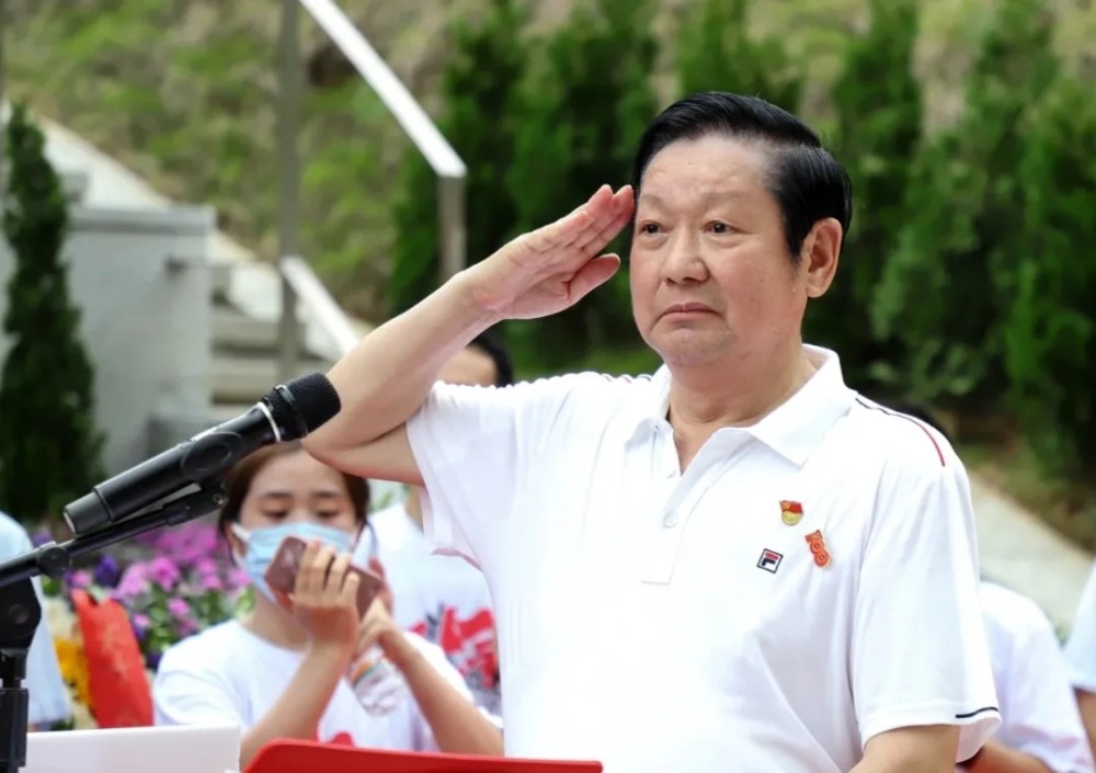 退役军人关爱基金发起人刘坤德:戎装半生荣耀一生,心