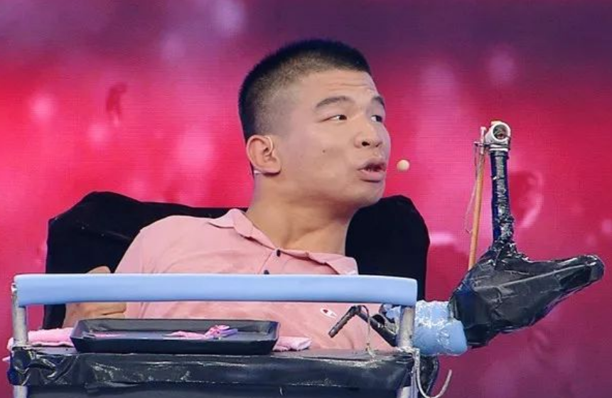 只是让高广利选择具体进入哪个社团的时候,他却迟疑了,因为他对这些都