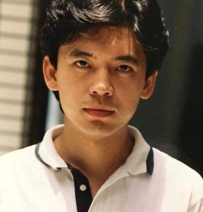 何政军结婚30年总是拍完戏就回家帮妻子洗衣做饭分担家务