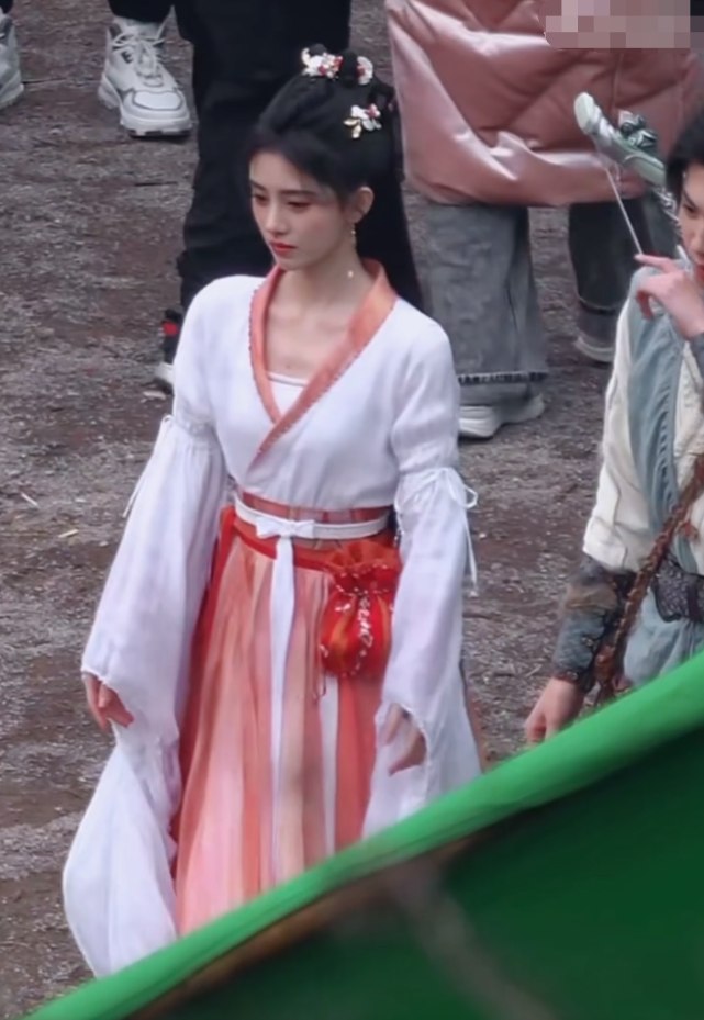 《仙剑4》鞠婧祎妆容又被嘲!