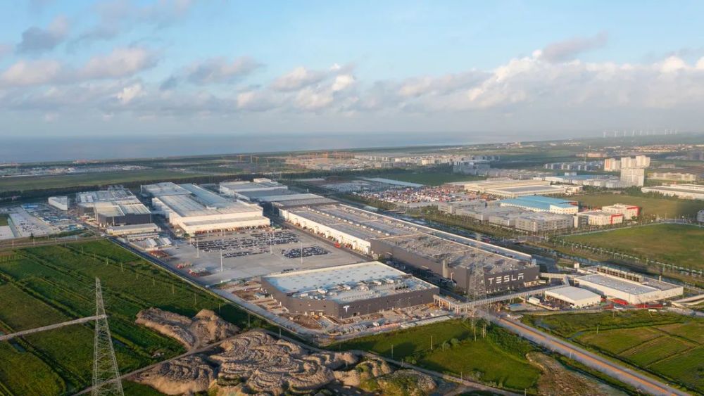 上海超级工厂已成特斯拉主要出口中心！特斯拉1月交付近6万辆学而思ABC