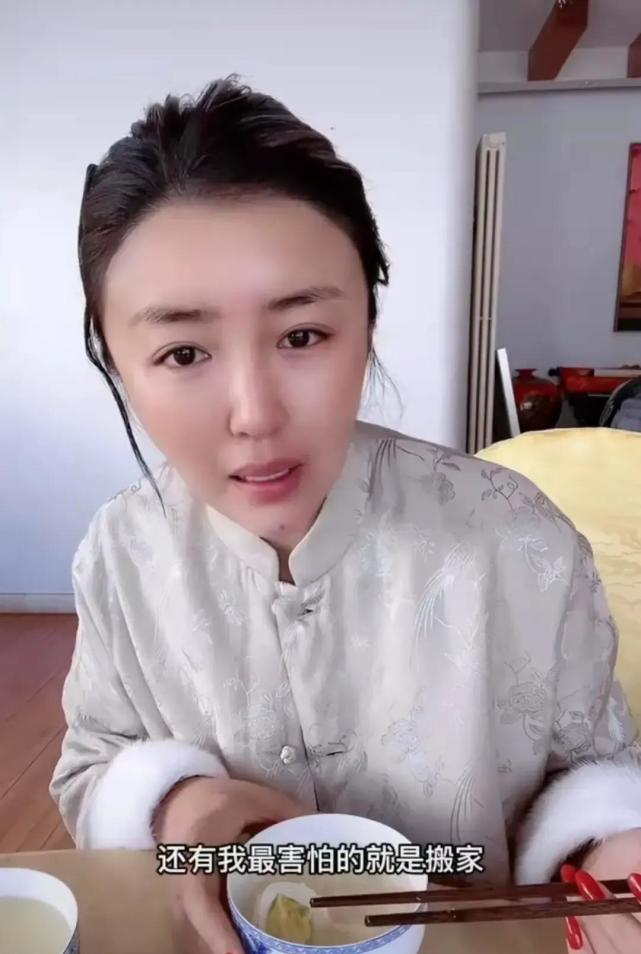 被徐凯泉打脸后,娇娇火速宣布搬家,炮轰赵本山的底气没了?