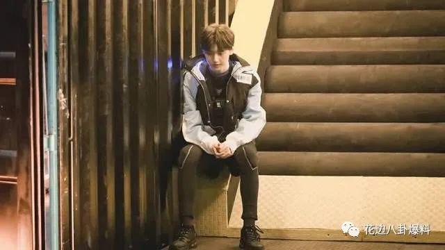 劈叉女星被莲花妹坑了国师被老婆拖累张子枫被焉栩嘉骗了