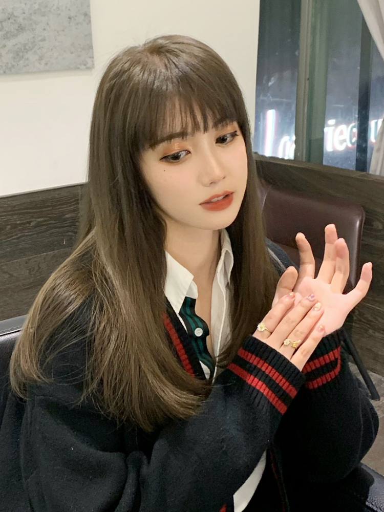 抱图让tony染好了~漂过发的姐妹可以直接染爱茉莉7k苦亚麻色,从土气