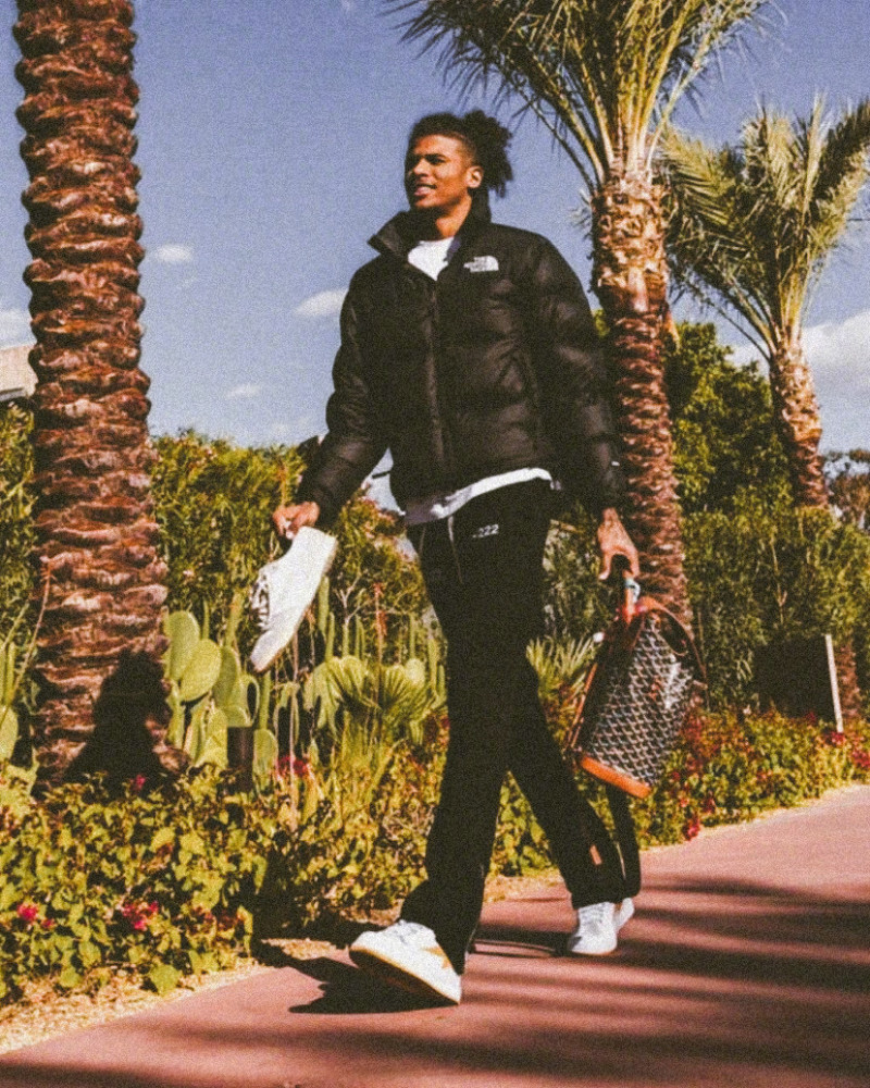 chefhuyle为火箭新秀杰伦格林定制的bapesk8sta