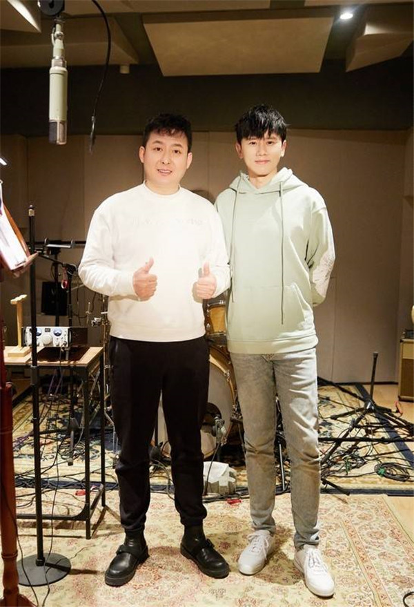 作曲家包胡尔查创作冬奥歌曲雪龙吟