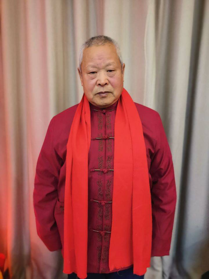 中国著名书法家李秀华