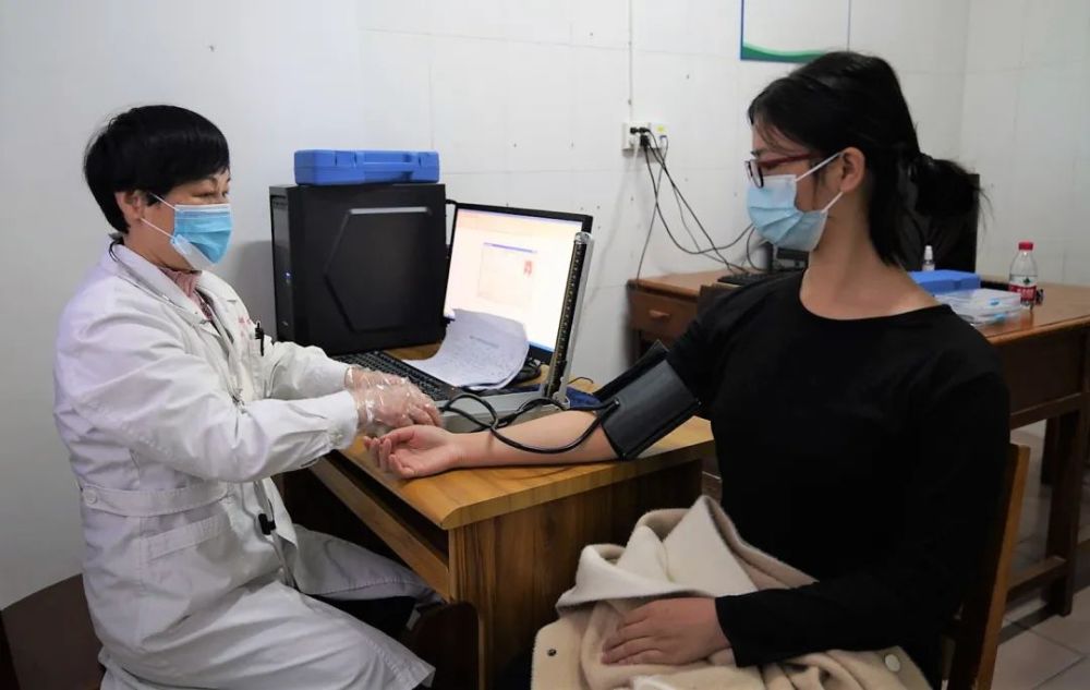 逐梦军旅贺州市征兵办组织2022年春季女兵体格检查