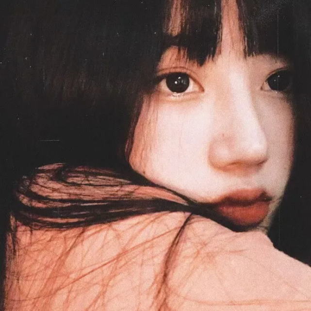 qq女图前路漫漫亦灿灿