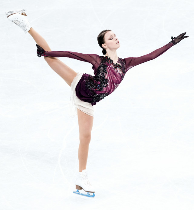 (北京冬奥会)花样滑冰——女子单人滑:俄罗斯奥委会选手安娜