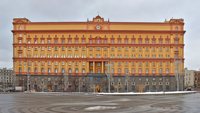 在游戏里炸毁卢比扬卡会在线下被请进卢比扬卡吗