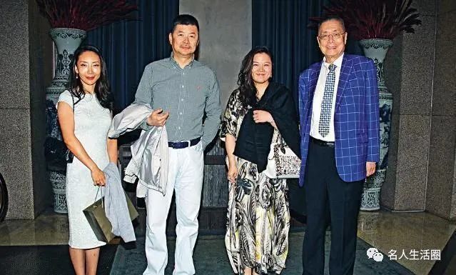 刘诗昆81岁生子打破赌王记录爷孙恋妻子比儿子还小12岁