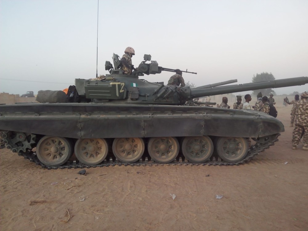 用户点赞！外媒：尼日利亚的中国ST-1突击炮适应性很强，防护也好考研英语二哪项最好得分美国USA.英国Uk.德国