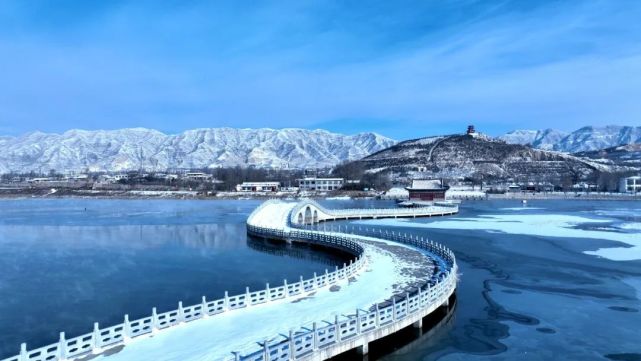 央视关注丨山西朔州:雪后气温降 神头泉雾气蒸腾