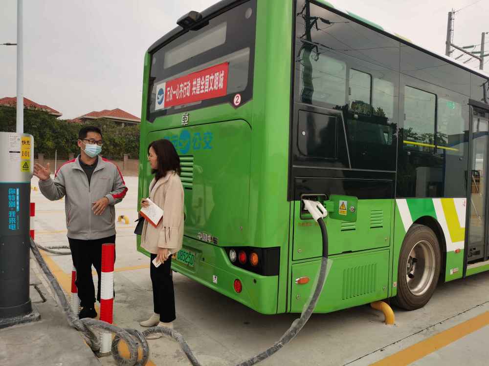 开业阳江市公共汽车充电站正式投入运营