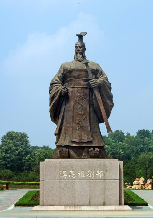 刘邦能够从汉中走出而得天下为什么刘备无法复制刘邦的成功