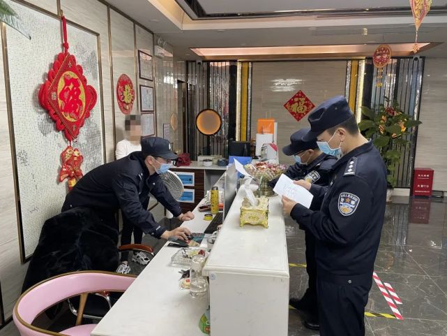 行动期间,共清查酒吧,沐足,ktv,出租屋等治安复杂场所139处,尿液检测