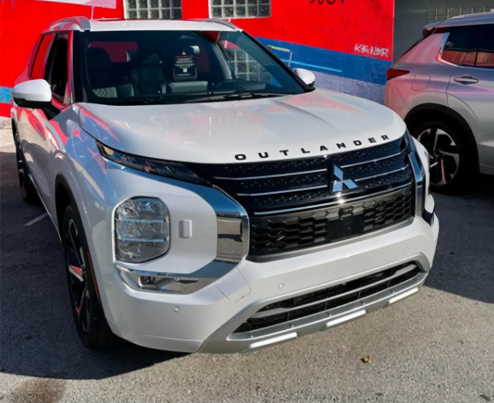 降价最狠的 豪华车 40 万一口气降至16万 档次直追普拉多 天天看点