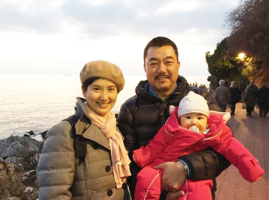 董勇的妻子郑佳艳感谢嫂子逼他来相亲才有我们幸福的一家三口