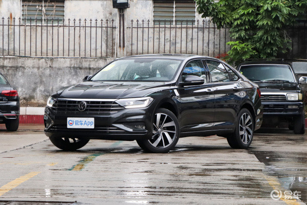 小鲨帮选车 起步150马力油耗5 6l 基础配置竟然这么丰富 腾讯新闻