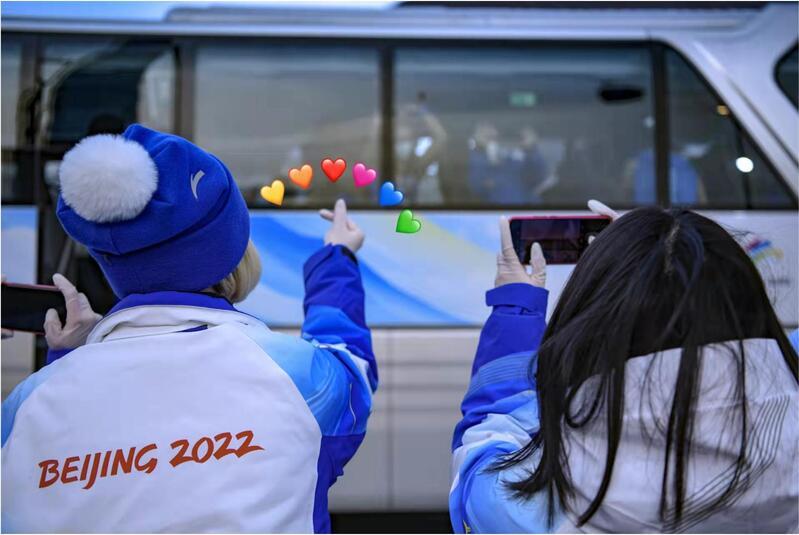 美食圈粉服务贴心，各国运动员对北京冬奥会开启“花式夸夸夸”一年级英语绘本故事