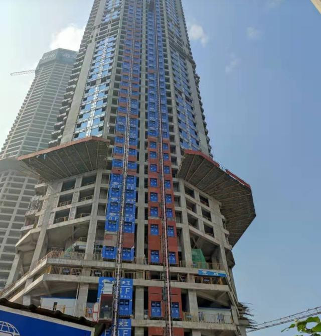 一声叹息重庆中心项目全面停工重庆新地标何时竣工成疑