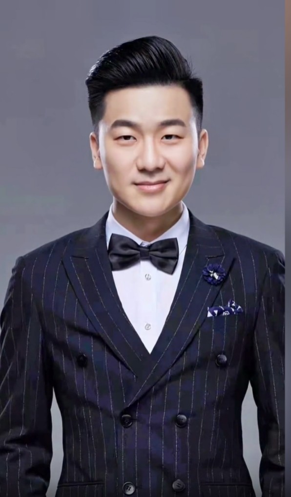 xyg葡萄糖教练官宣离队目前由风君教练接任大仙带领xyg全员往前冲进入