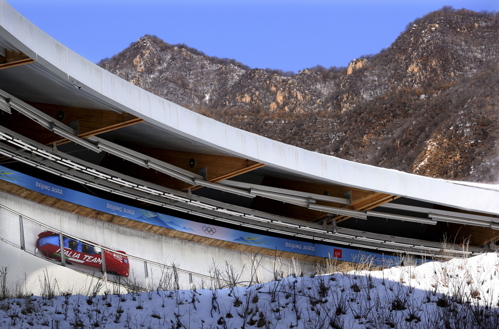 北京冬奥会四人雪车图片