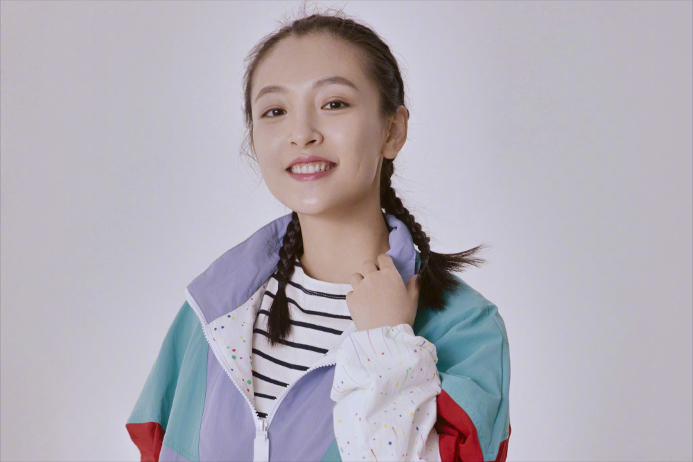 吴倩隐婚生女后官宣离婚,大方晒与女儿合照:低调结婚,高调分手