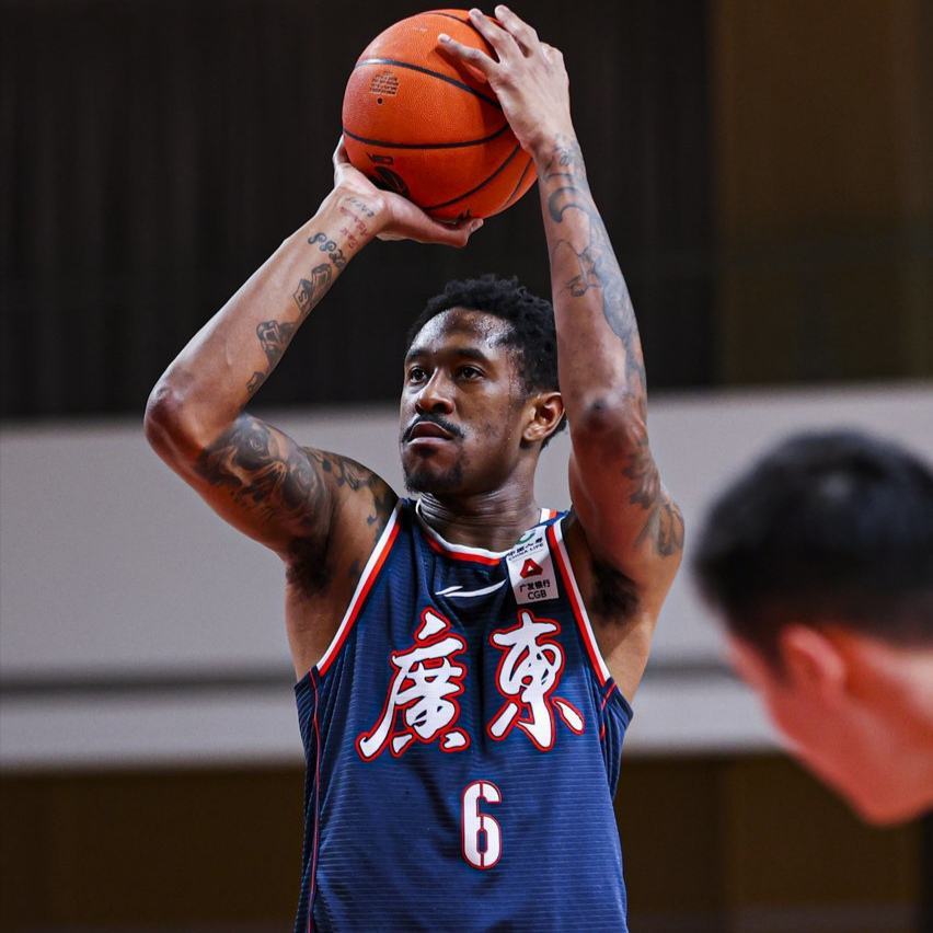 广东队马尚归期未定救火英雄汤普森或再次归来助宏远四连冠