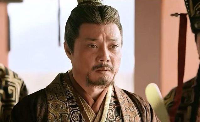曹睿一生都在压制司马懿临死前为何仍命其为辅政大臣埋下祸根呢