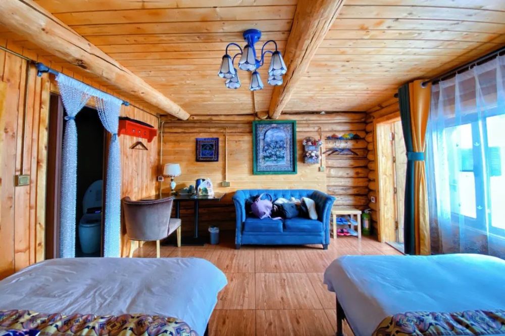 ps:禾木喀纳斯还有更便宜的住宿,但是要么没有暖气要么暖气不足,所以