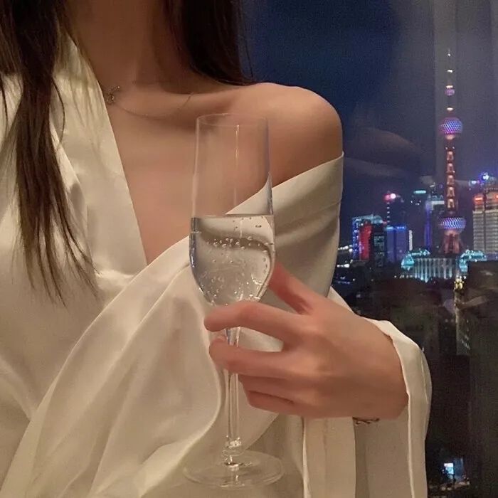 女生头像ins高级质感小众丨高冷御姐少女温柔干净