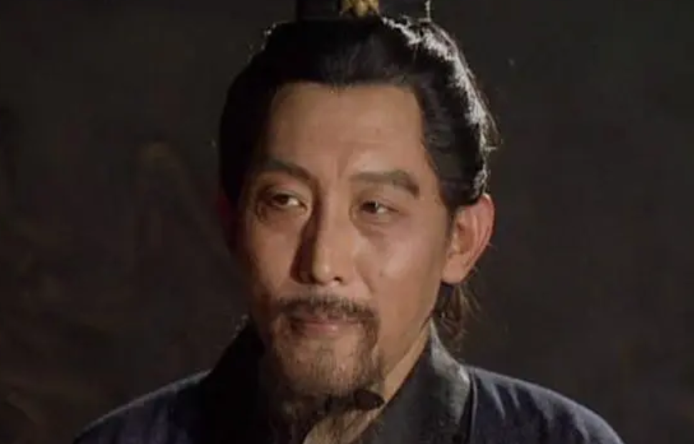 三国王允借给曹阿瞒七星刀就注定了惨死的结局