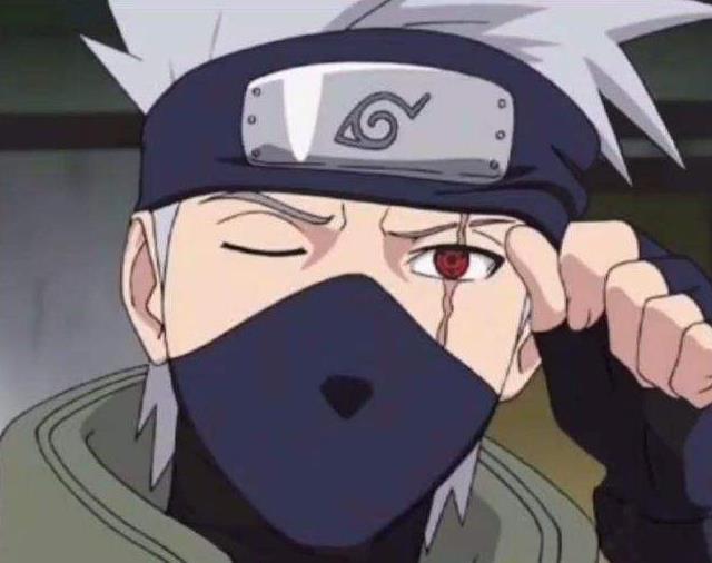 而在神威眼被取走之后,卡卡西原本被压制的天赋又重新抬头,让他的忍者