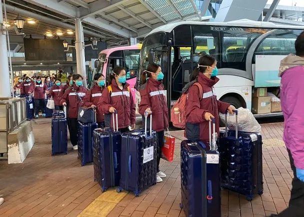 粵港同心香港加油內地百人醫療防疫工作隊援港抗疫