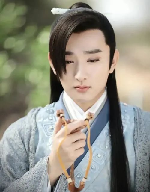 潘安长得很帅但是不花心却娶了自己的妻子