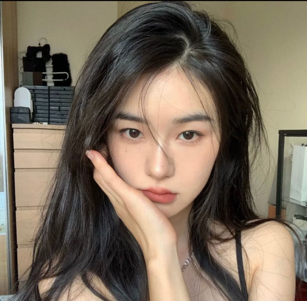 招桃花优质温柔小众好看的女生头像485