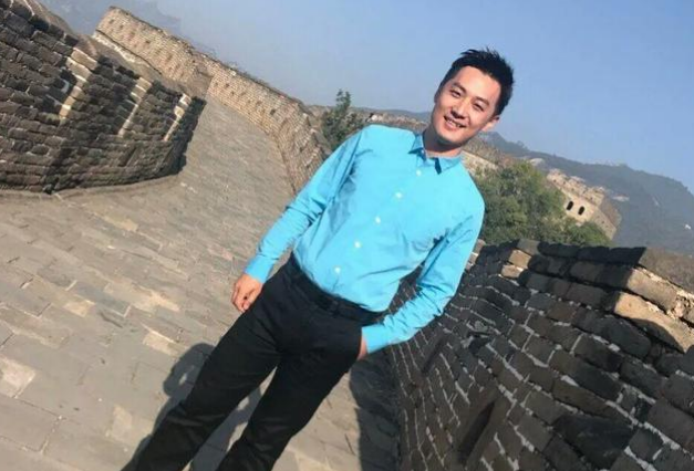 央视点名表扬,人气不输撒贝宁的舒冬,接班倪萍却是观众最怕的人