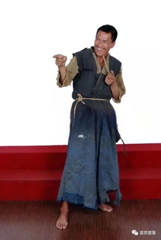 查尔木嘎传奇一生